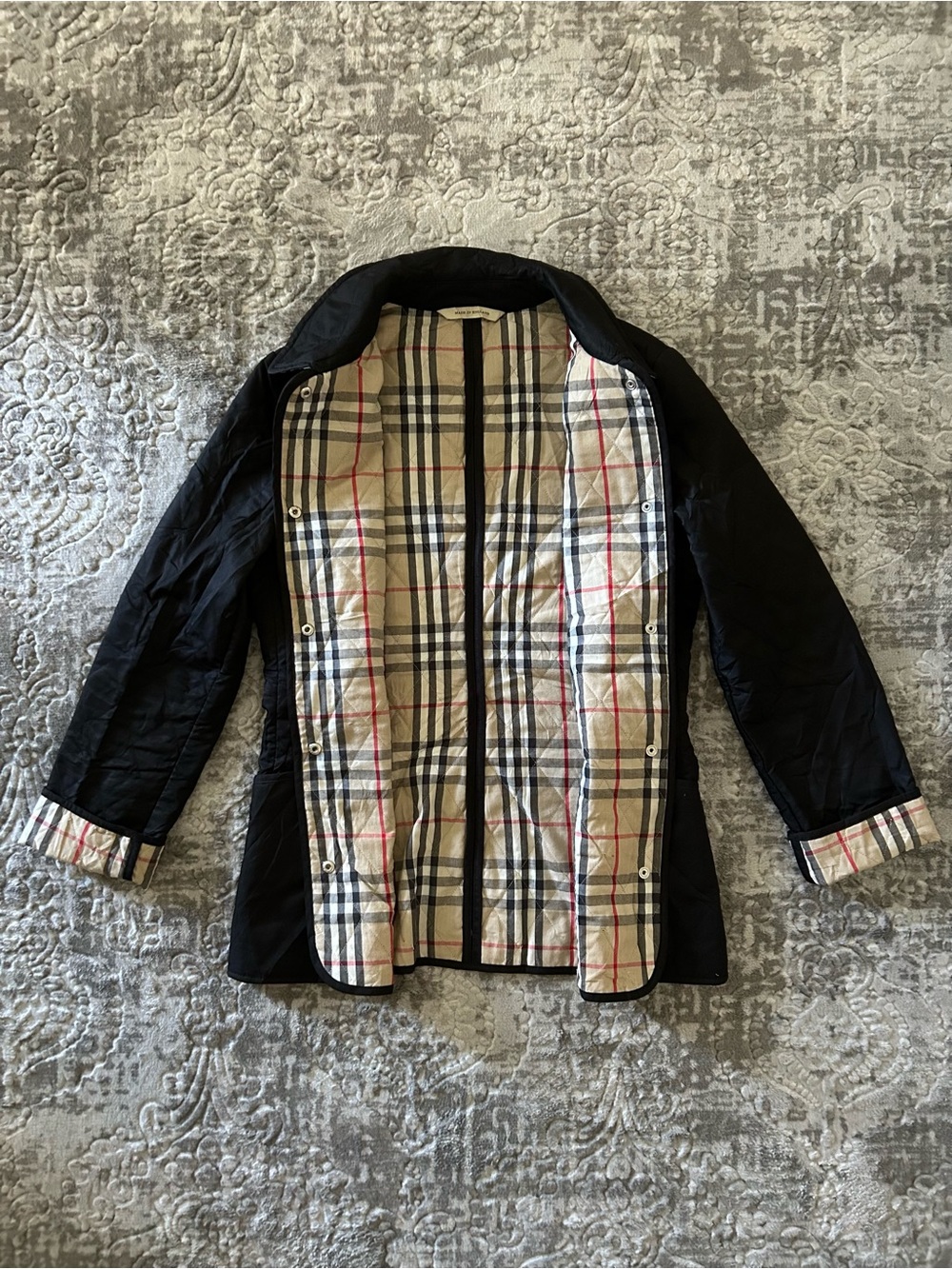 BURBERRY QUILTED NOVA CHECK JACKET SIZE XS BLACK - Picture 2 of 11